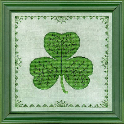 Glittering Shamrock Cross Stitch Pattern holidays